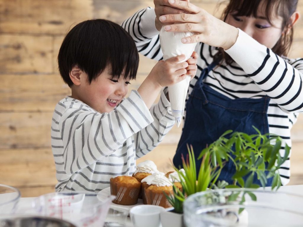 こどもの日のケーキを手作り 鯉のぼりロールケーキなどの簡単な作り方 天満紙器